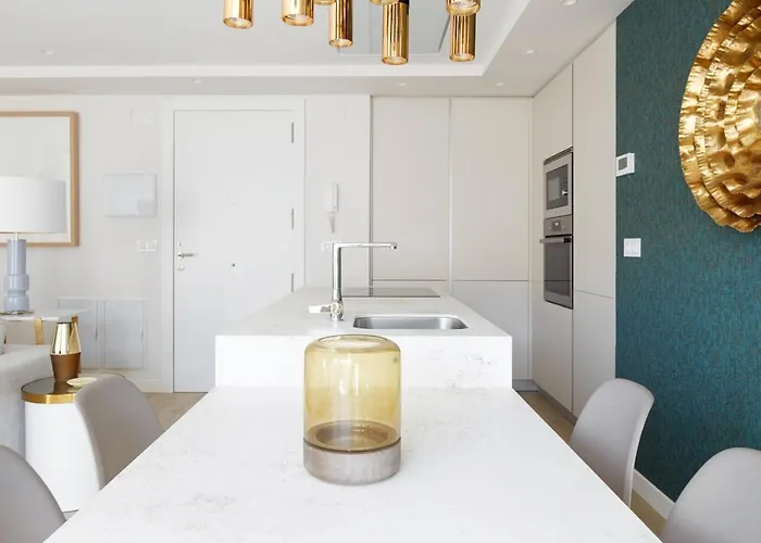 Apartment La Concha Attic By Feelfree