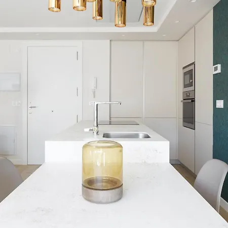 Appartamento La Concha Attic By Feelfree